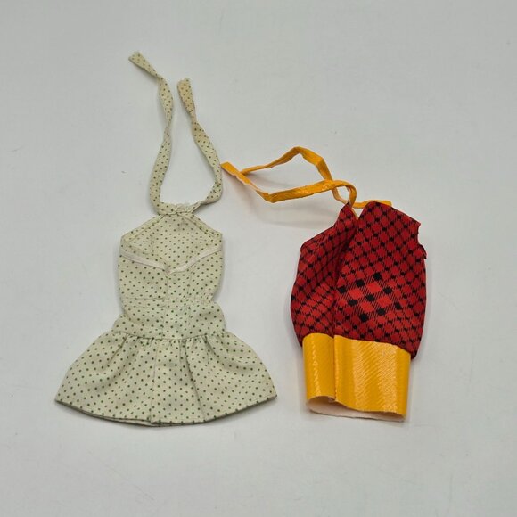 Vintage Barbie 1988 Fashion Clothes Set With Green Polka Dot Dress & Red Tatters - Picture 2 of 5